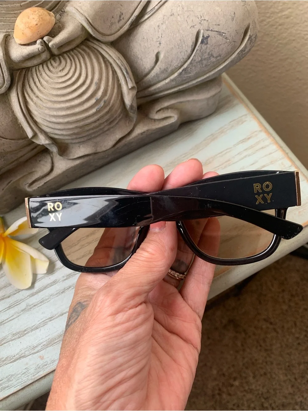 Roxy Tortoiseshell Gradient Lens Sunglasses - Brown Tint ,worn like 4 times.